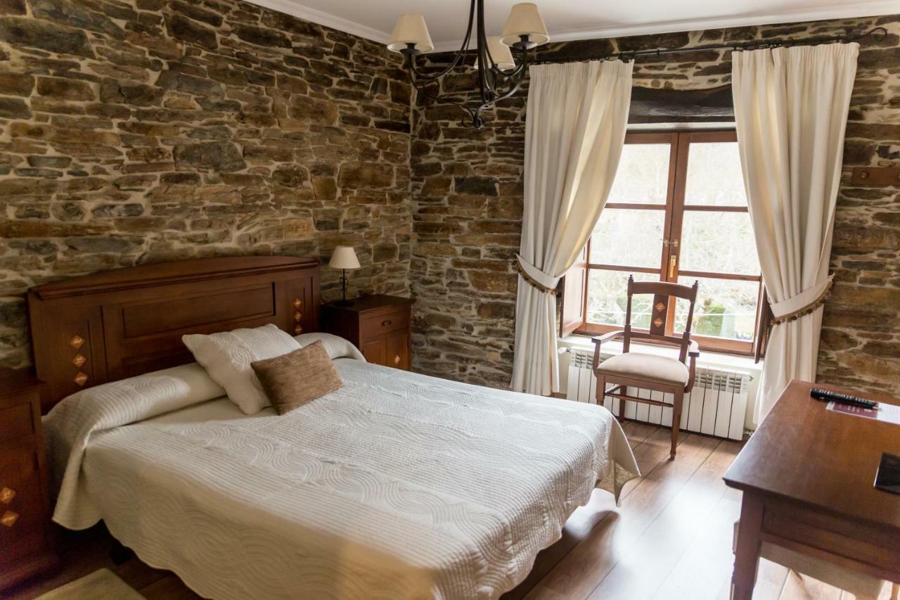 Hotel Ambasmestas Εξωτερικό φωτογραφία