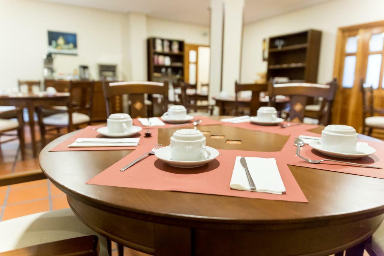 Hotel Ambasmestas Εξωτερικό φωτογραφία
